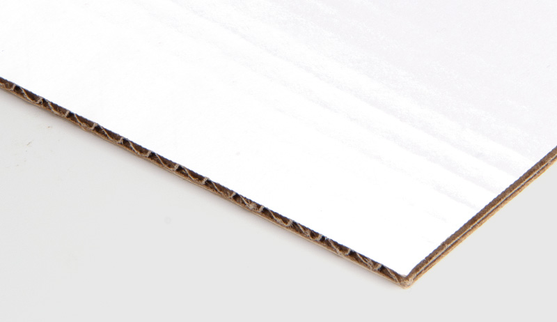 Bright Kemi White Corrugated Board